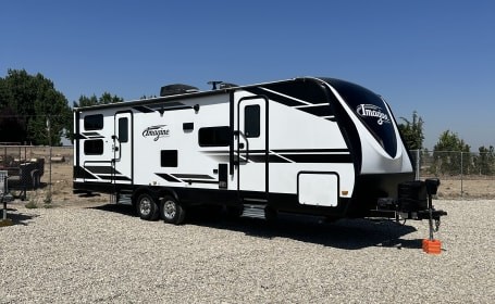 Image of a 2019 Travel Trailer Grand Design Imagine 2800BH, available for RV rental near Joe's Travel Plaza.