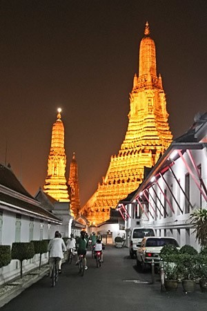 Bangkok Noir: Exploring the Dark Side of «Travel Porn» Literature