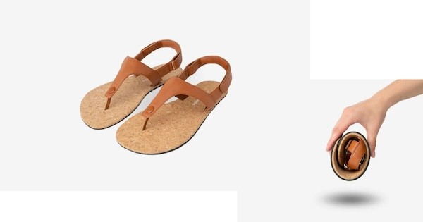 Feelgrounds Seaside Luxe barefoot travel sandals in brown leather, emphasizing their stylish design.