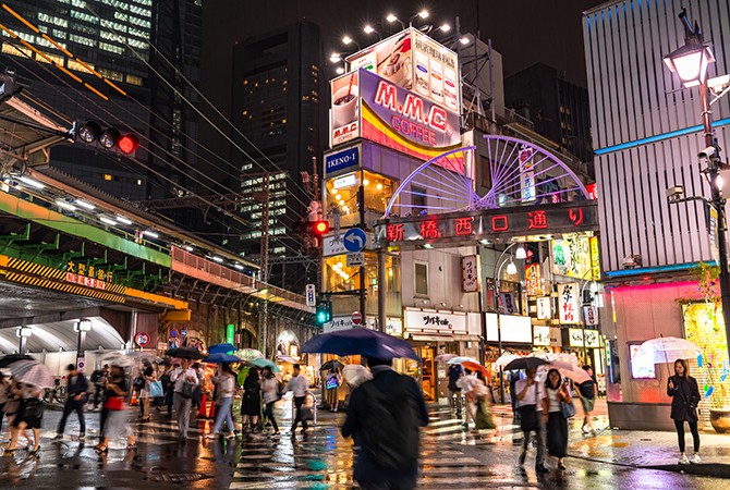 Shinbashi Street Scene Izakaya Pubs Tokyo Nightlife