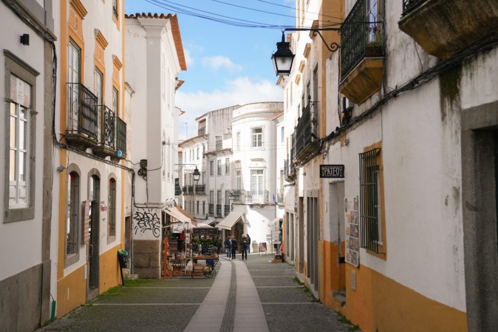 Historical Sites and Rolling Hills around Évora