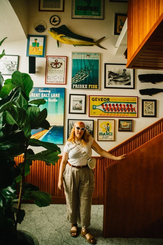 Woman in New Orleans wearing a stylish travel outfit