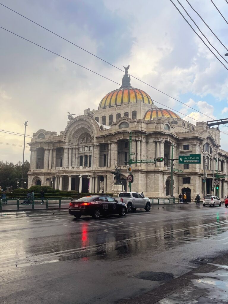 circulo de belles artes in Mexico City safety tips
