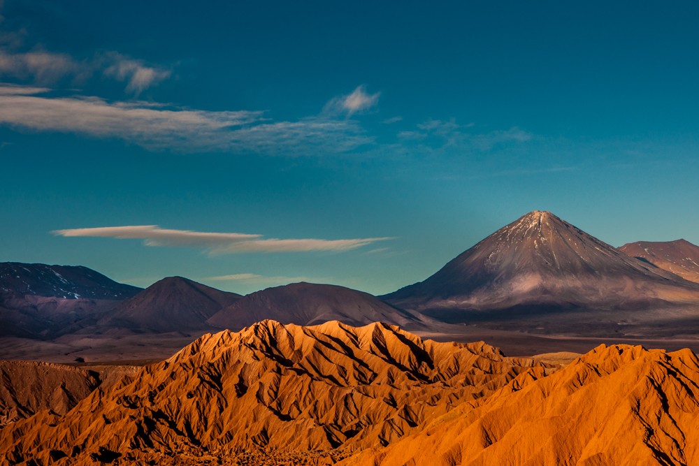 The red sand of Chile. The Atacama Desert is beautiful in October.