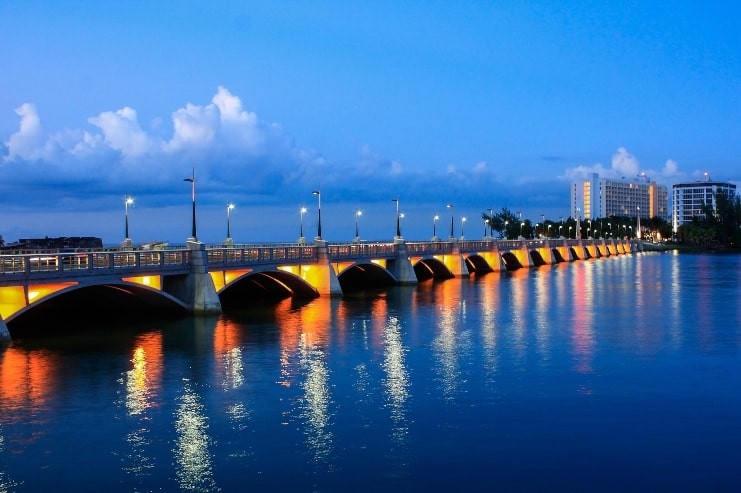 Bridge over Caribbean sea in San Juan at night