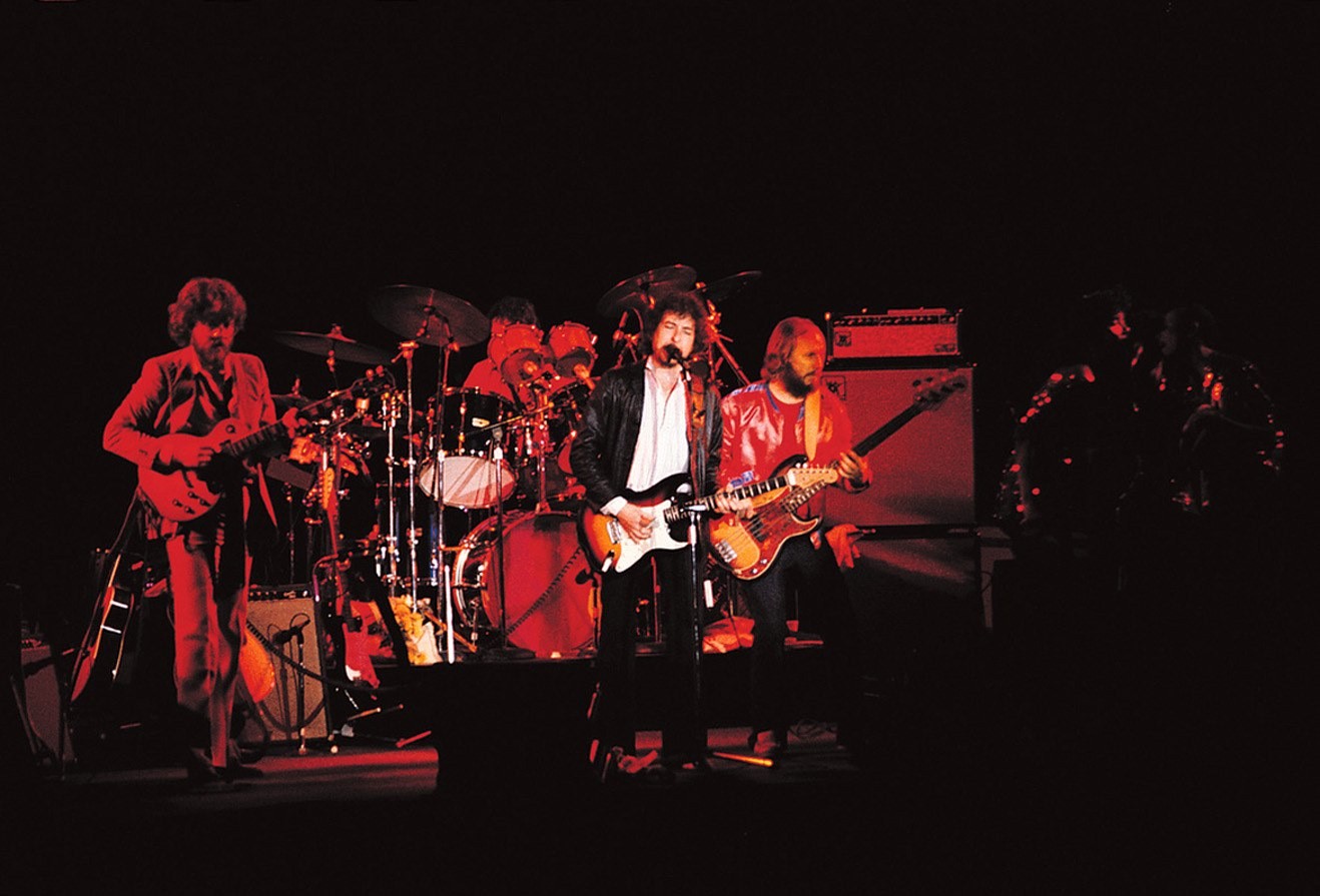 Bob Dylan performing live