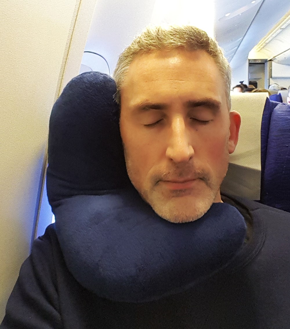 J-pillow