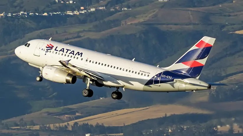 LAN flight from Lima to Cusco