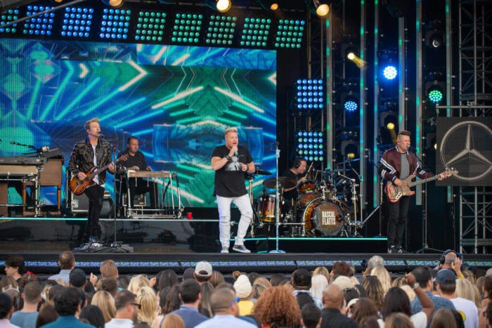 Rascal Flatts Life is a Highway on tour