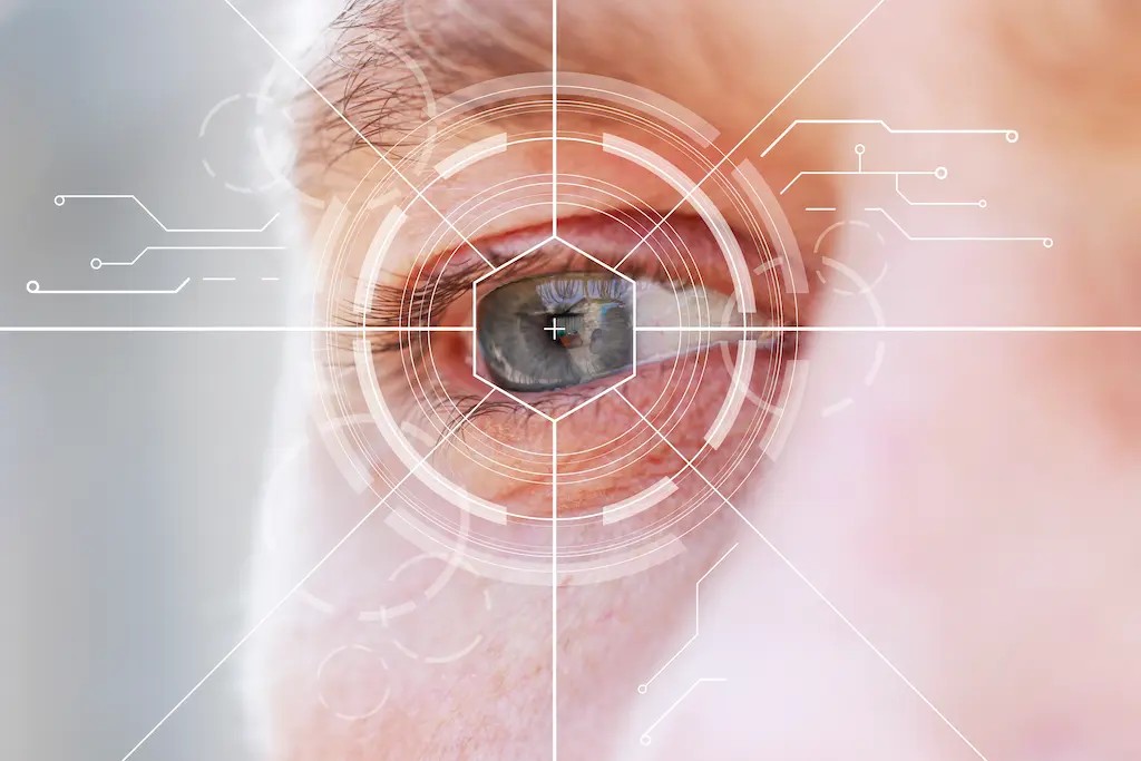 Recovery timeline for eye surgery before traveling