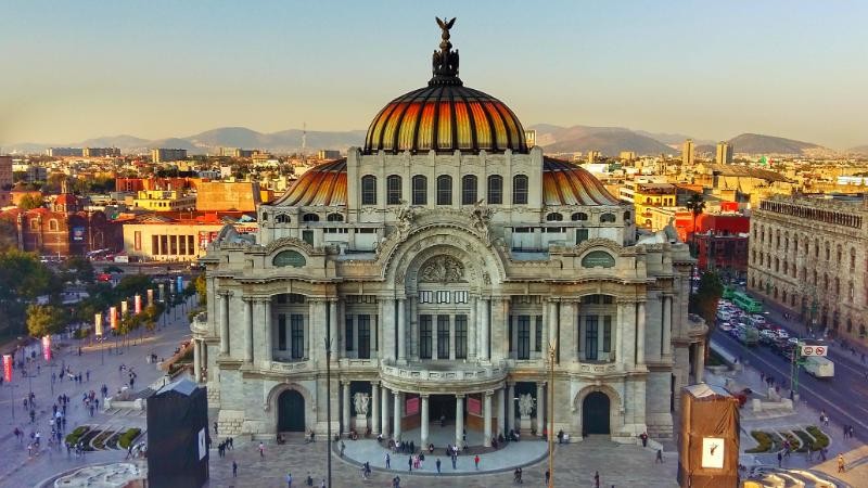 Palacio de Bellas Artes in Mexico City at sunset