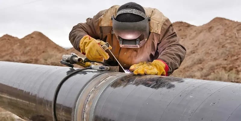How To Become A Traveling Welder: Your Ultimate Guide?